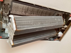 三菱天井埋込エアコンクリーニング